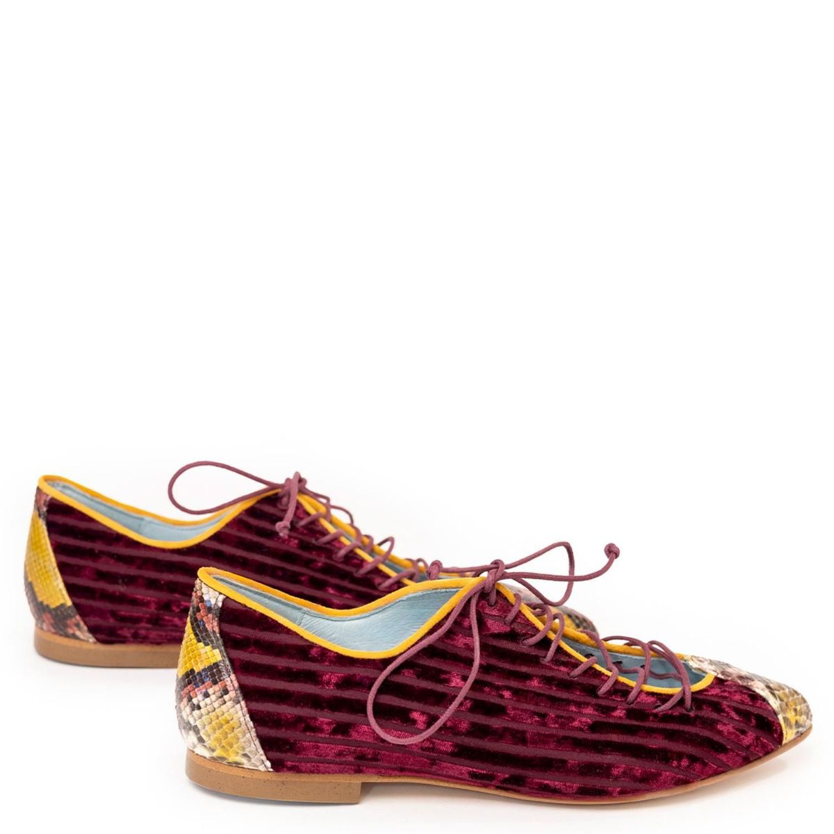 DE FLORES Y FLOREROS - Zapato Python Suecia Garnet Cuero