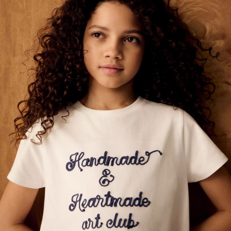 Polera Texto Relieve Niña