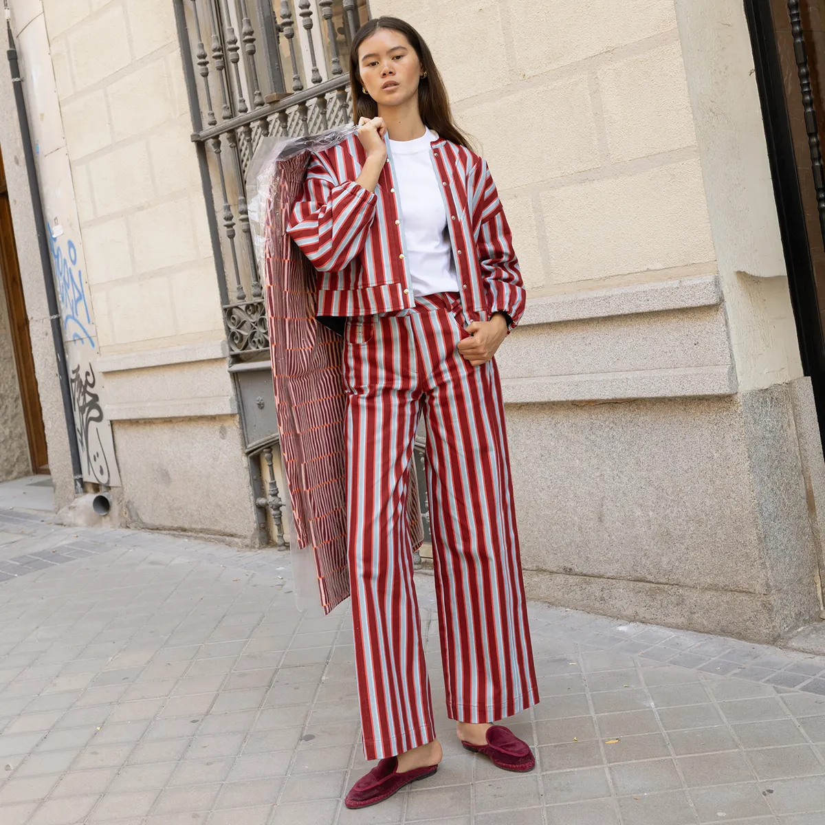 SEASONS BY MACABLA - Pantalón Burgundy 100% Algodón Mujer Sbymacabla