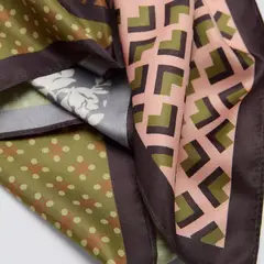 MANGO - Pañuelo Satinado Estampado Mujer