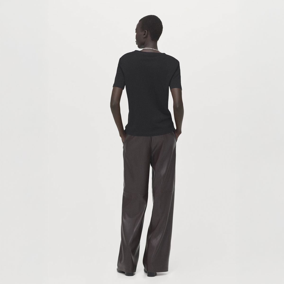 MANGO - Polera Algodón Cuello Pico Mujer Mango