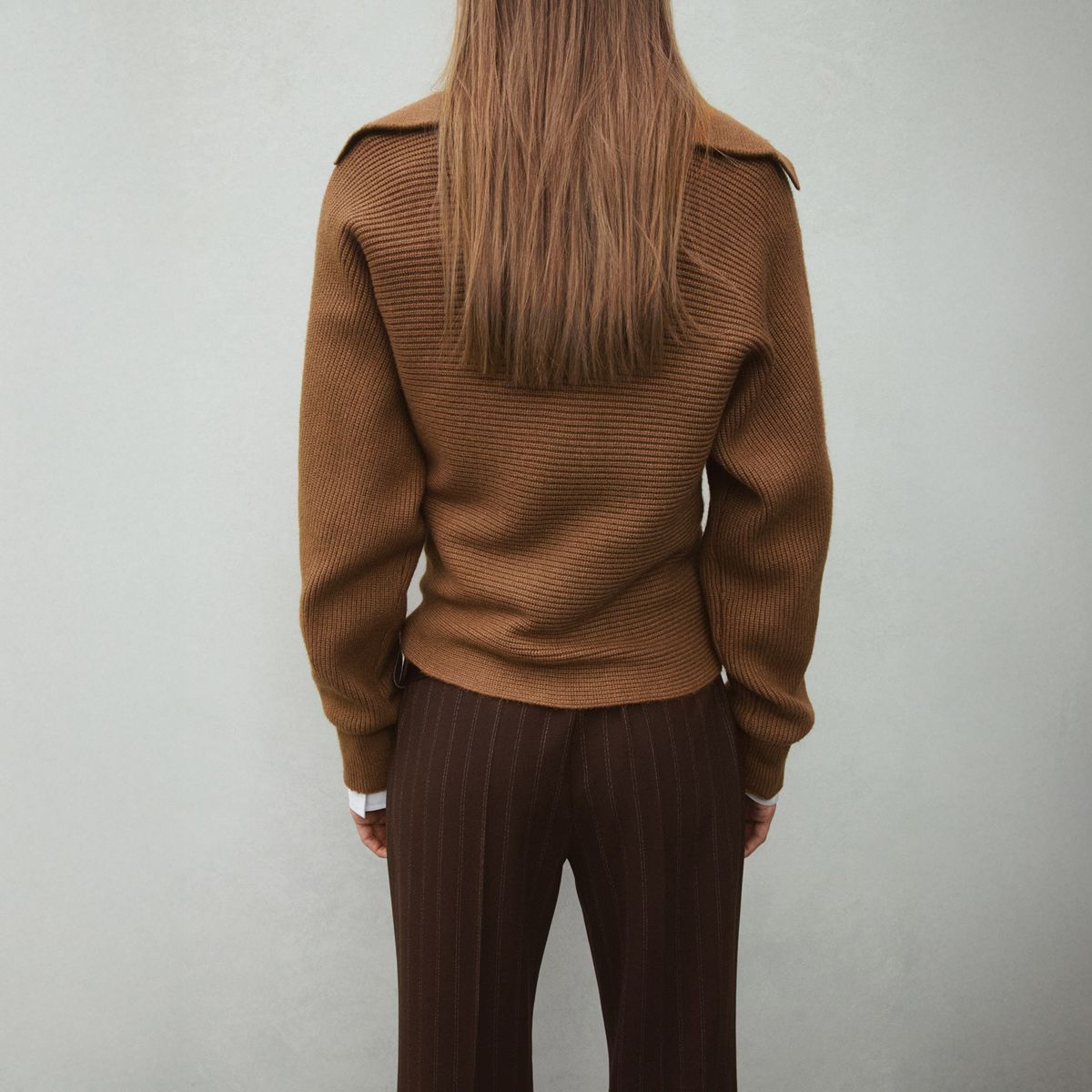 MANGO - Sweater Punto Cuello Pico Mujer Mango