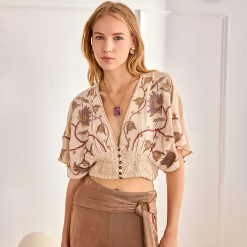 NKN - Blusa Bordados Mujer