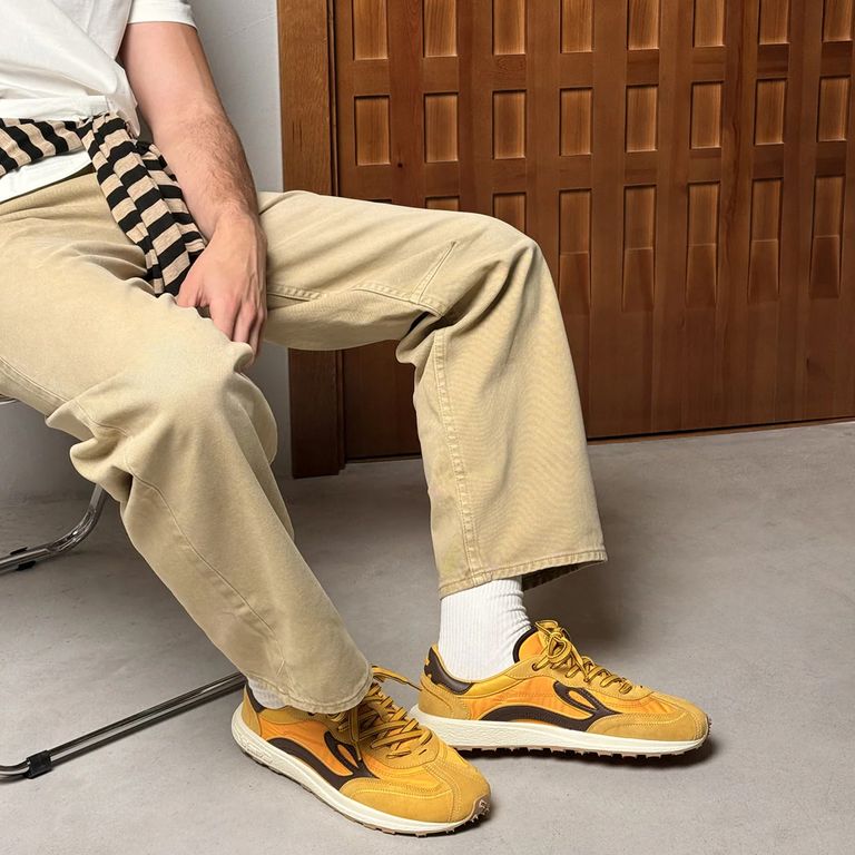 Zapatilla Urbana Hombre Barefoot Amarillo Retro