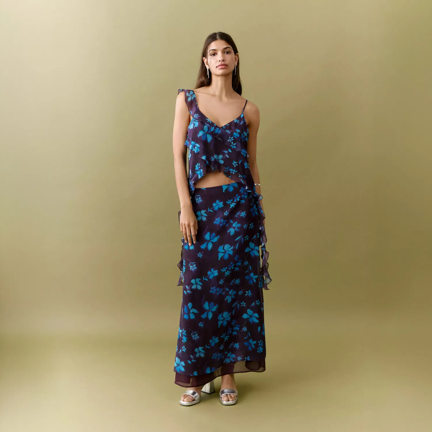 MANGO TEEN - Top $37.990 / Falda $54.990