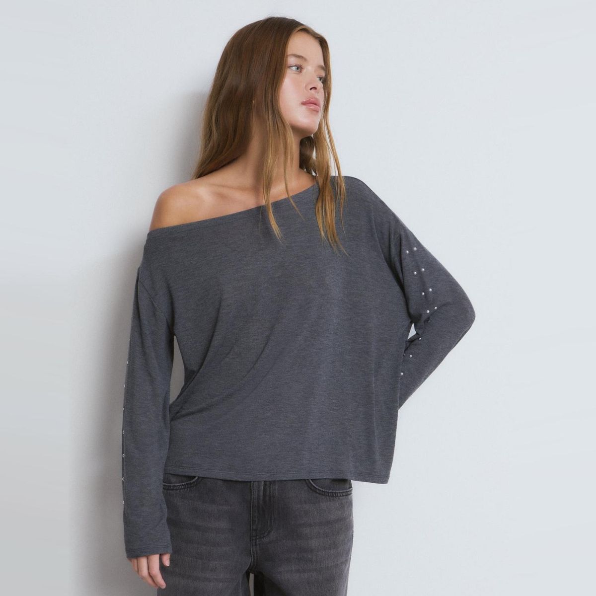 BROWNIE - Polera Manga Larga Tachas Mujer Brownie