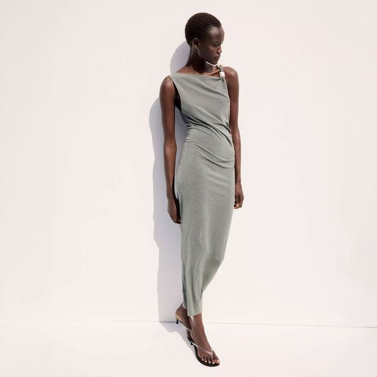 Vestido Entallado Detalle Metálico Mujer