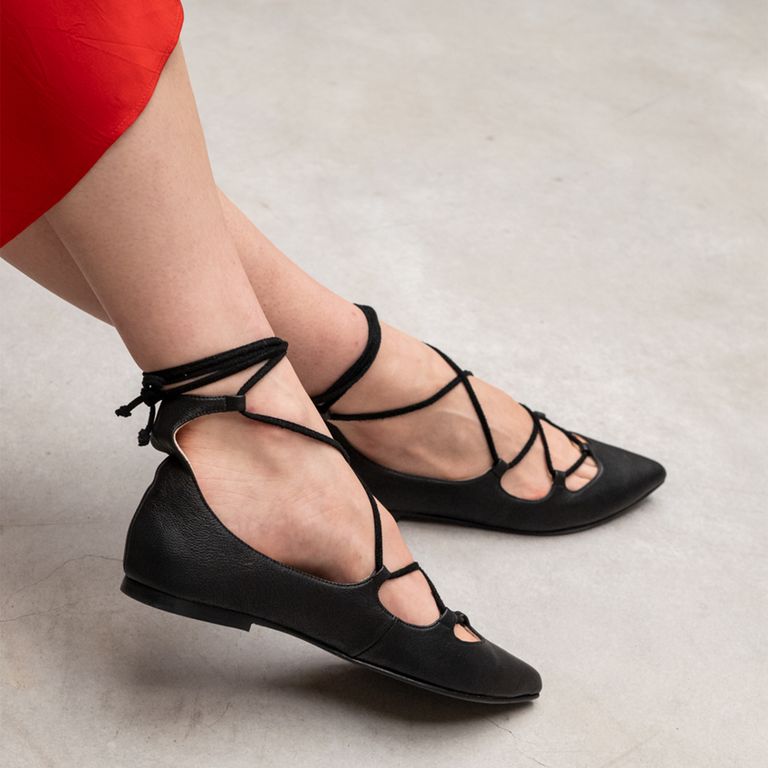 Ballerina Mujer Cuero Negro Tiras Cruzadas