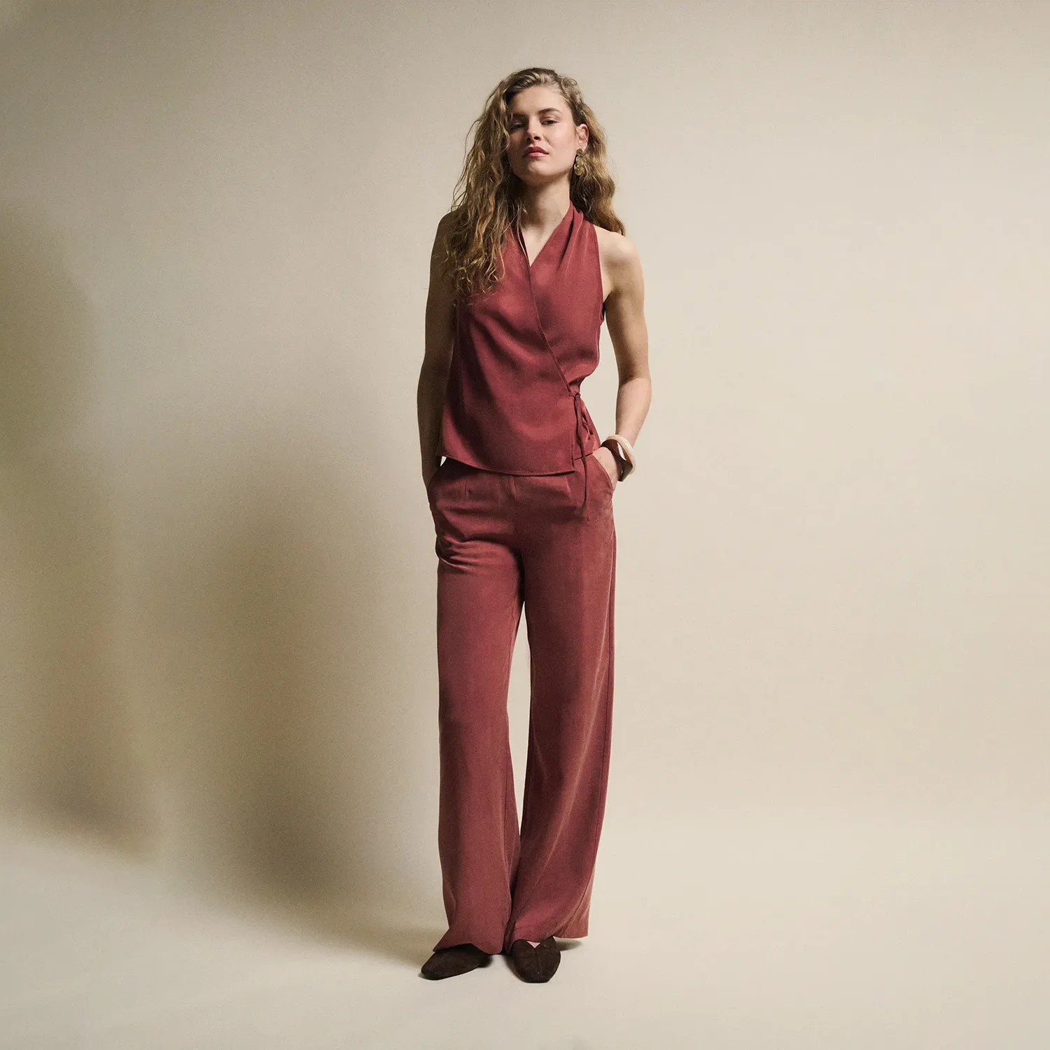 ESEOESE - Blusa $84.990 / Pantalón $109.990