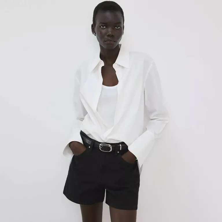 Shorts Denim Rectos Tiro Medio Mujer