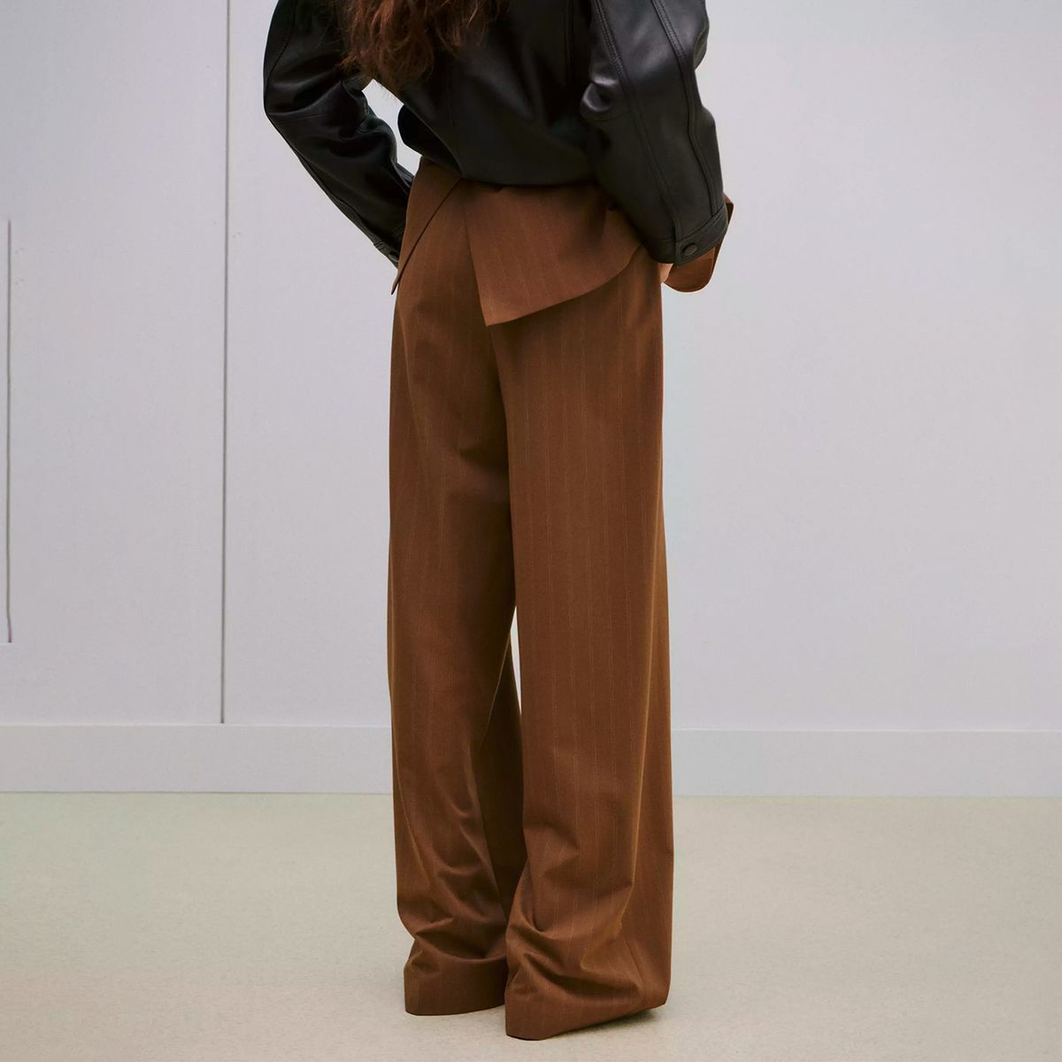 MANGO - Pantalón Traje Raya Diplomática Mujer Mango