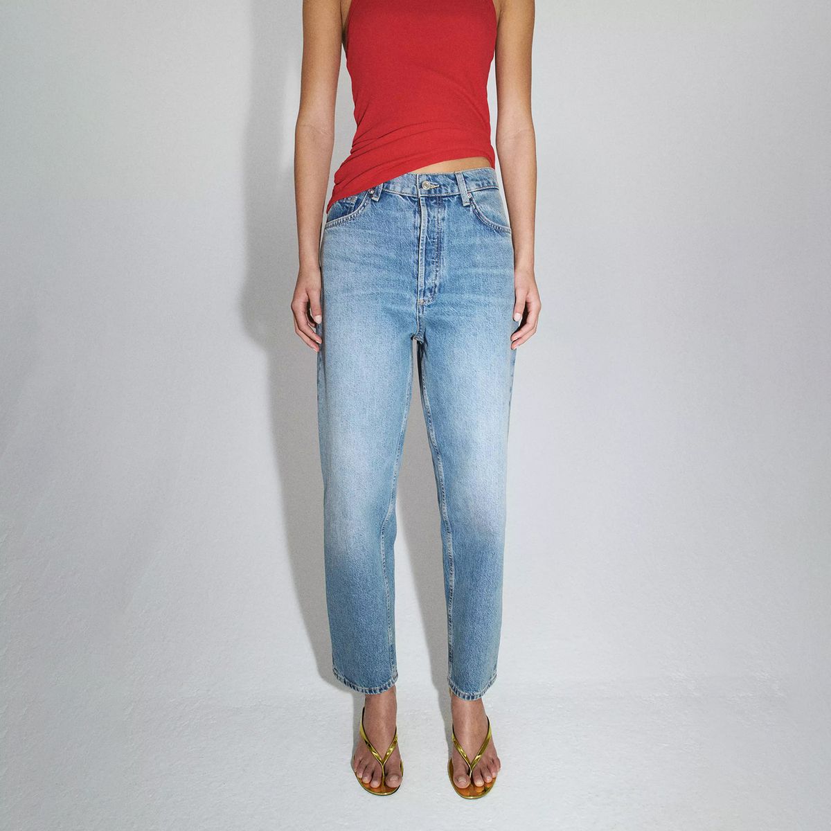 MANGO - Jeans Mom-Fit Tiro Alto Mango
