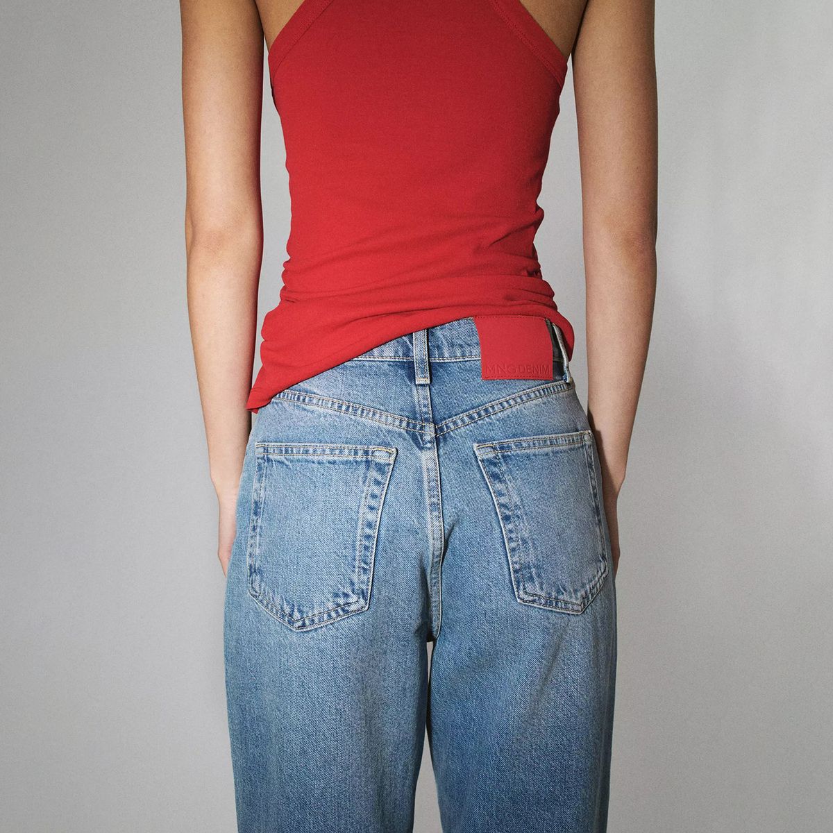 MANGO - Jeans Mom-Fit Tiro Alto Mango