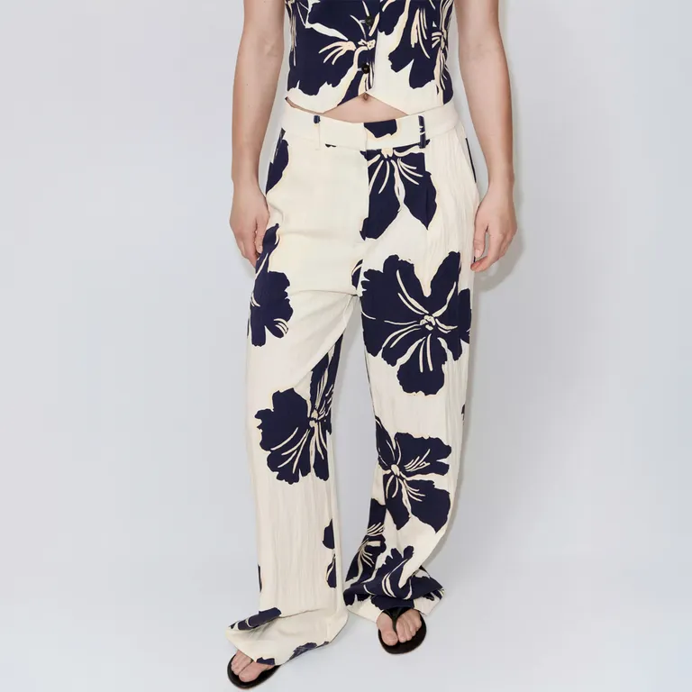 Pantalón Recto Lyocell Estampado Floral Mujer