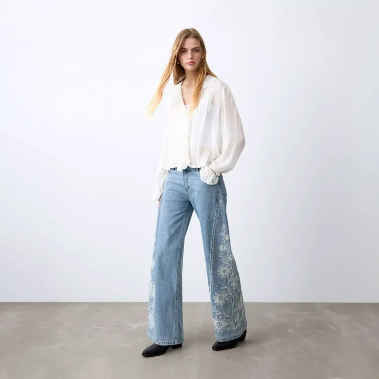 Jeans Wide Leg Bordado Flores Mujer