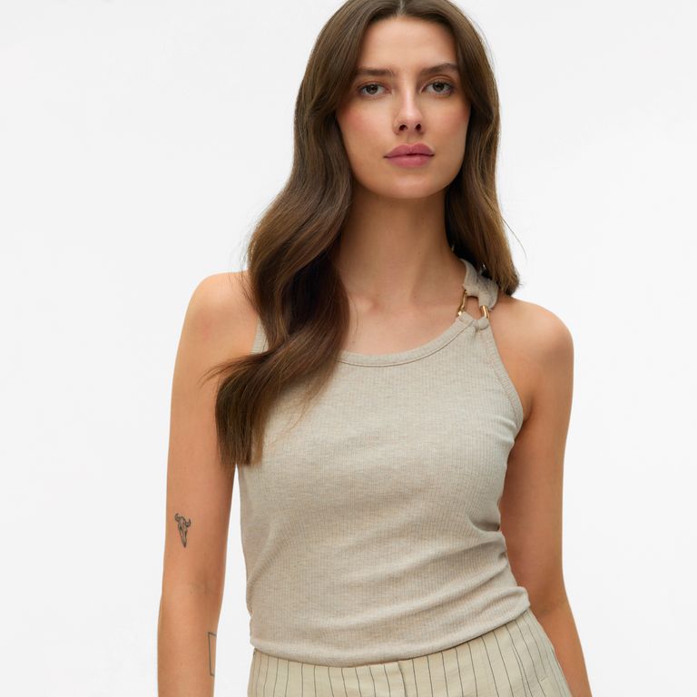 Top Detalle Metalico Mujer