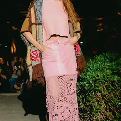 THE FARRA - Falda Cuero Detalle Crochet Mujer