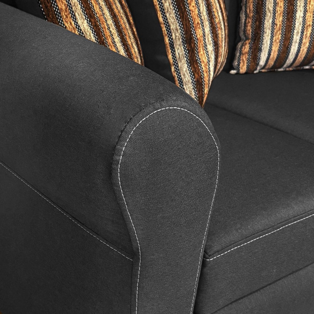 COMERCIALIZADORA ELEGANT DETAIL - Sofa 3 Cuerpos Marcus Gris Comercializadora Elegant Detail