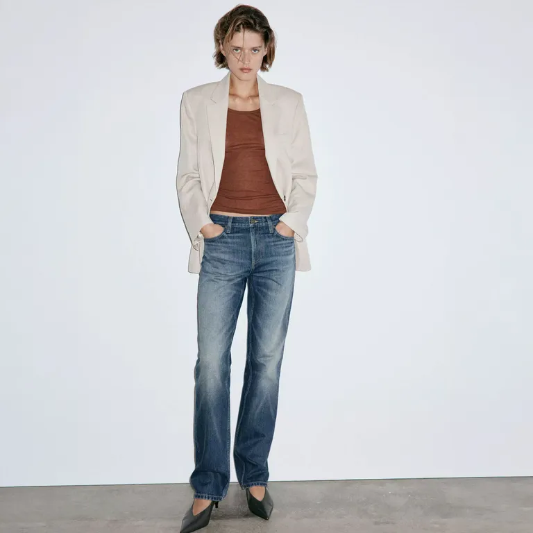 Jeans Rectos Tiro Medio Mujer