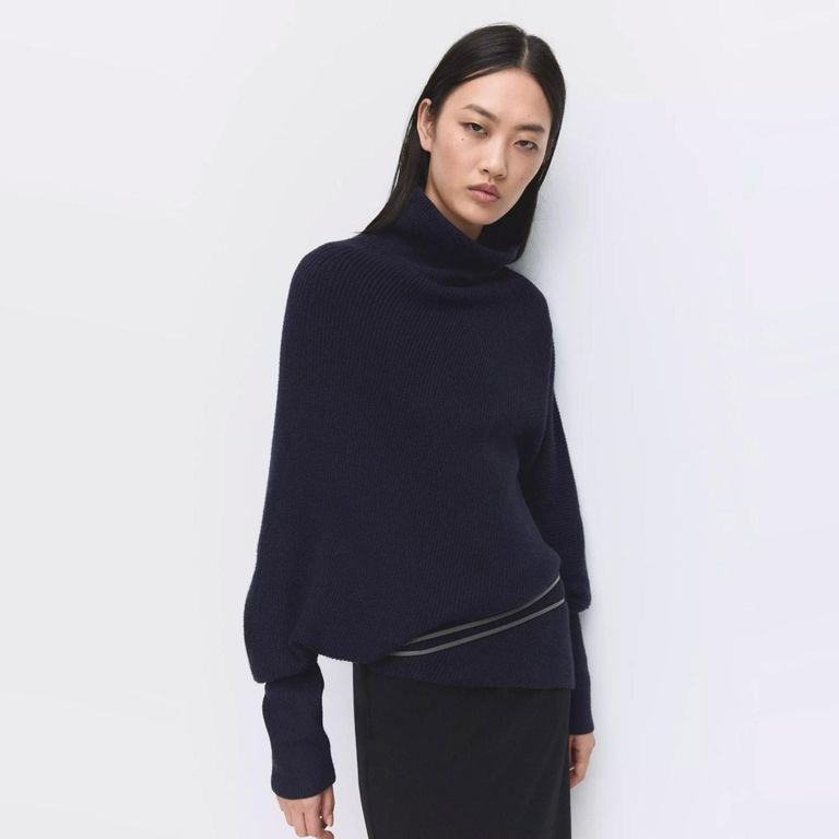 Sweater Asimétrico Cuello Vuelto Mujer