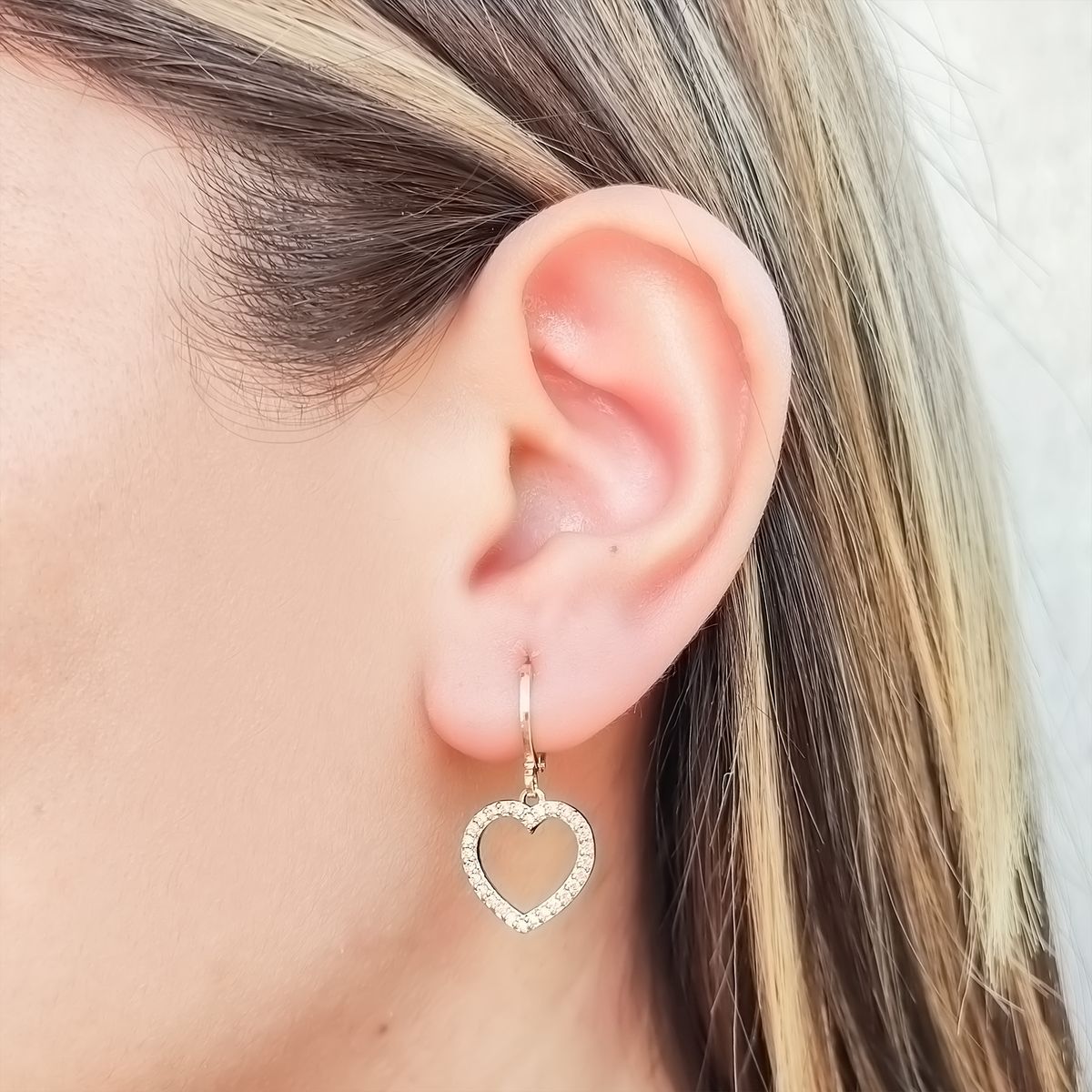 COGGIOLA - Aros Argollas Corazón Circón Enchapado Oro 18K