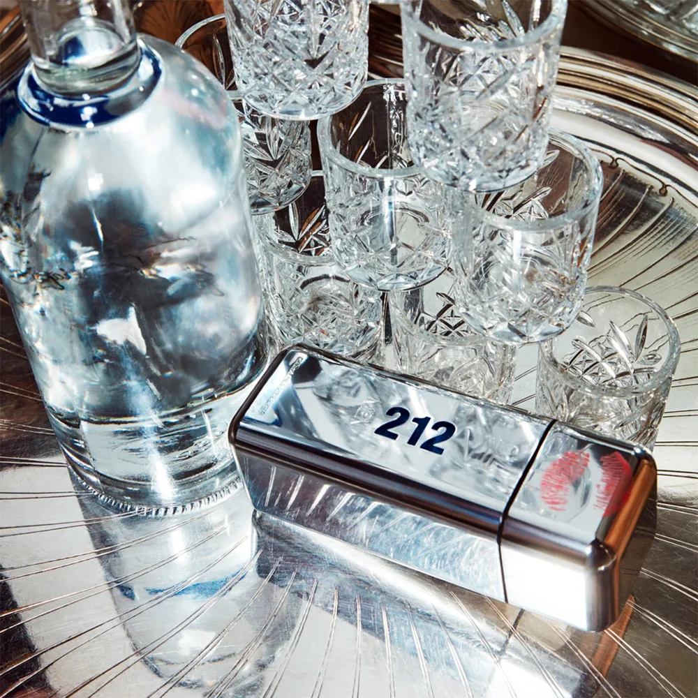 Carolina Herrera 212 VIP Men EDT 200 ml, foto 6