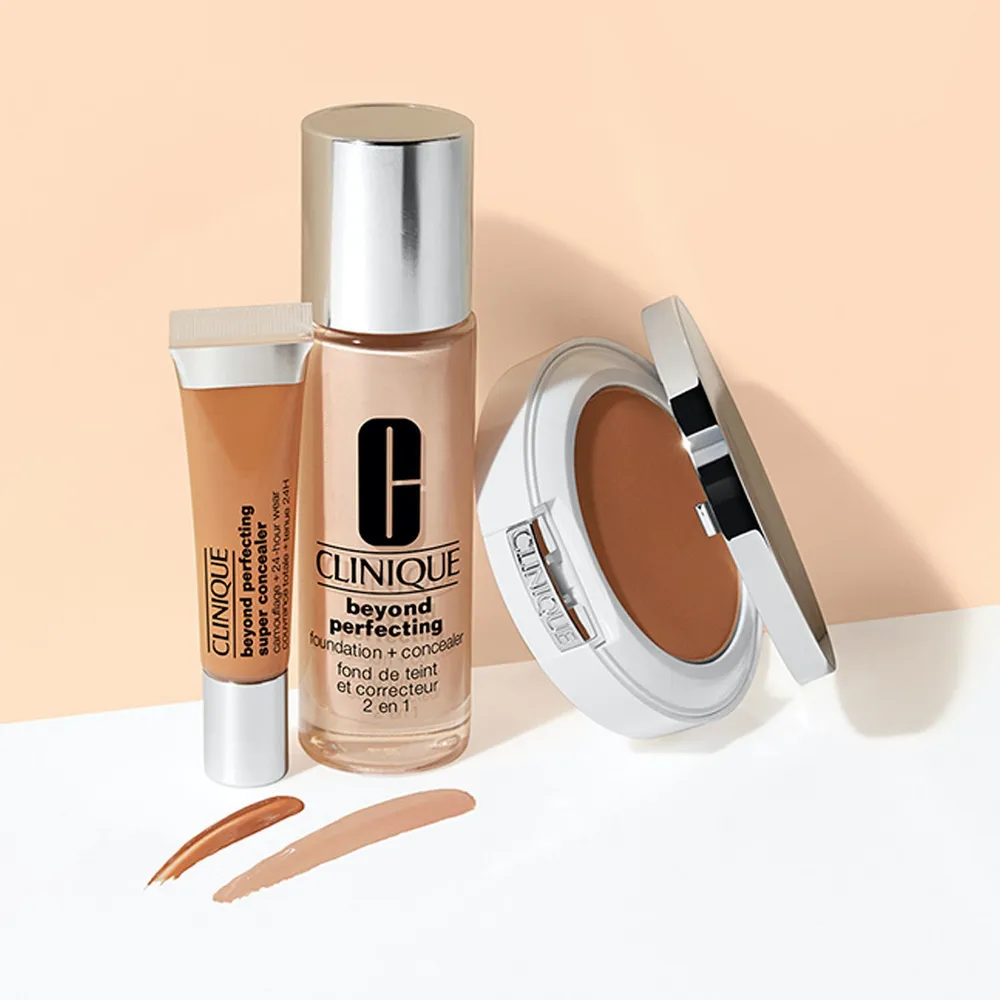 Clinique Beyond Perfecting Powder Foundation + Concealer 09 Neutral, foto 2