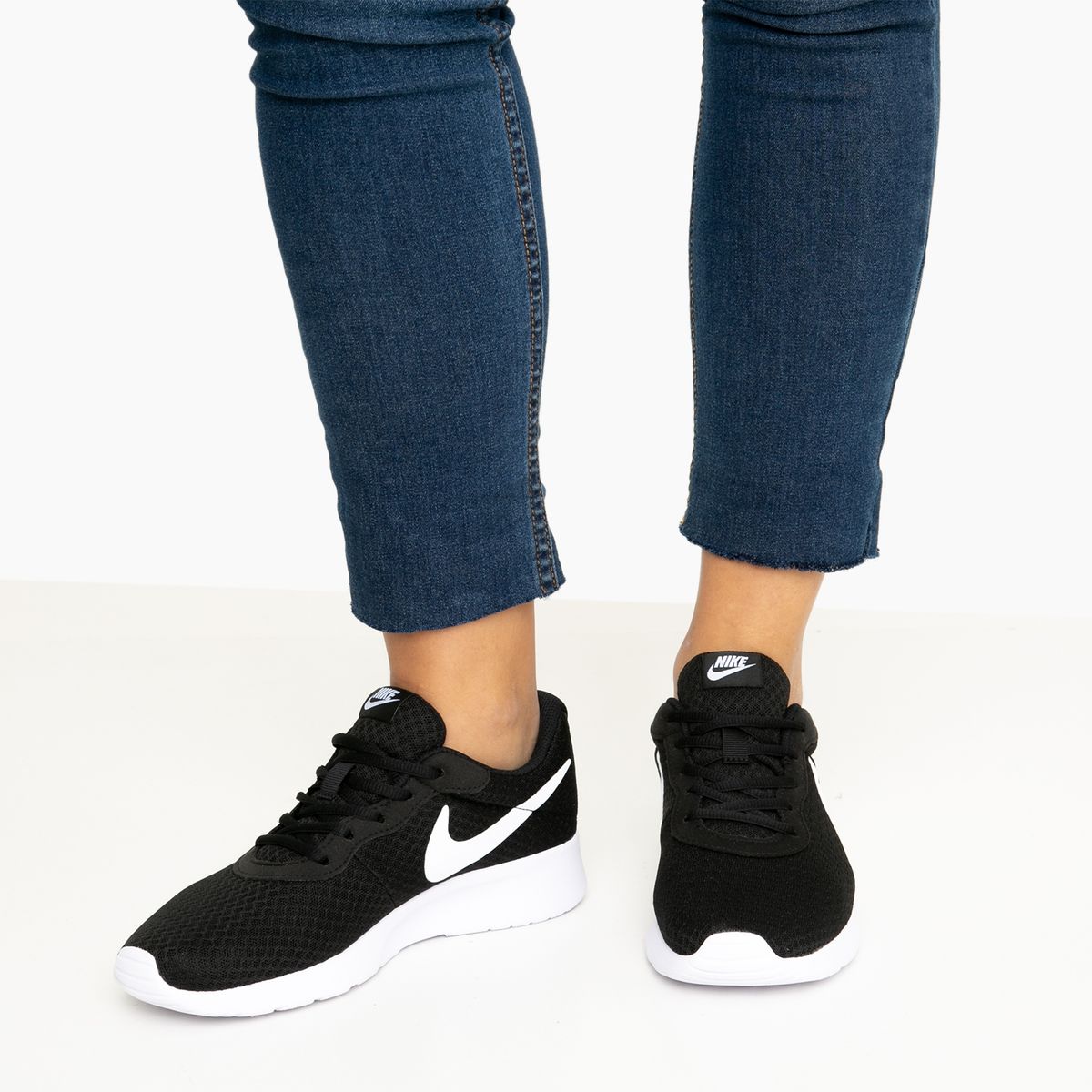 NIKE - Tanjun Zapatilla Urbana Mujer Negro Nike
