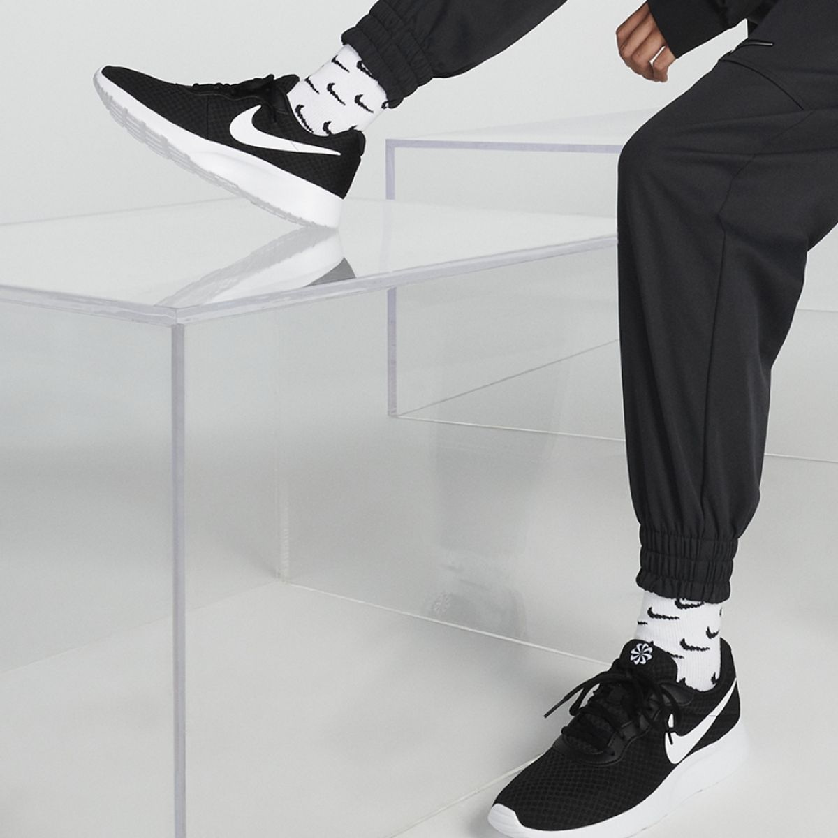 NIKE - Tanjun Zapatilla Urbana Mujer Negro Nike