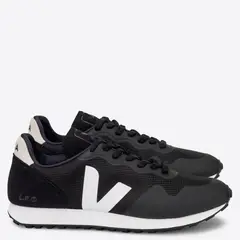 VEJA - Zapatilla Urbana Mujer Negro