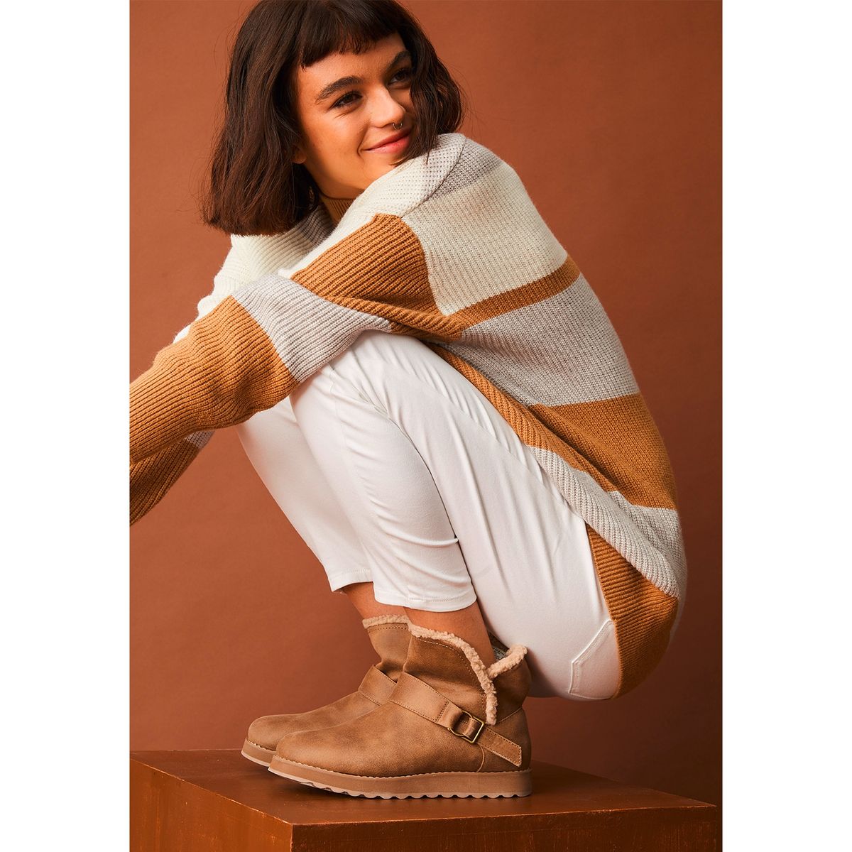 SKECHERS - Skechers Botin mujer beige/khaki