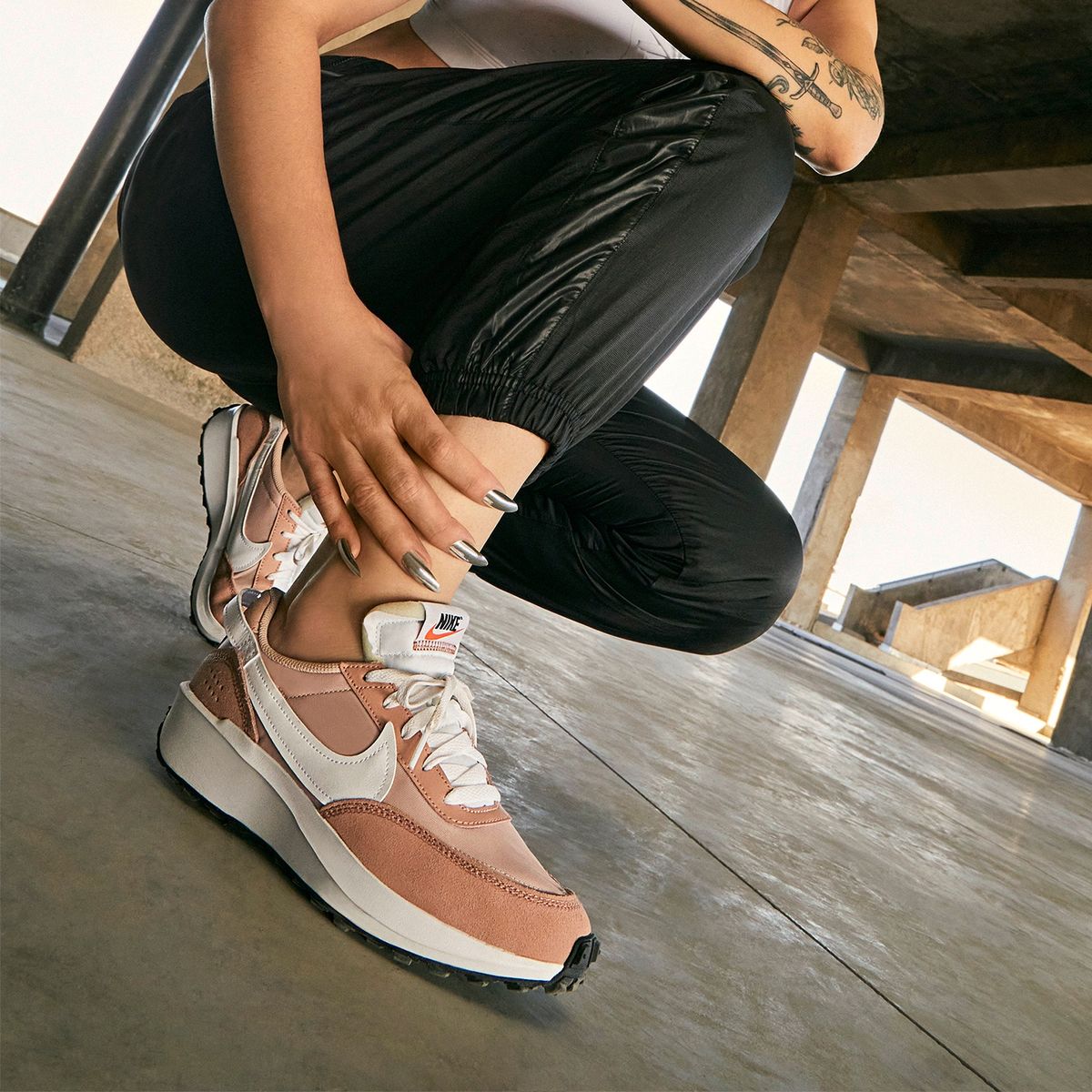 NIKE - Nike Wmns Nike Waffle Debut Zapatilla Urbana Mujer Rosado