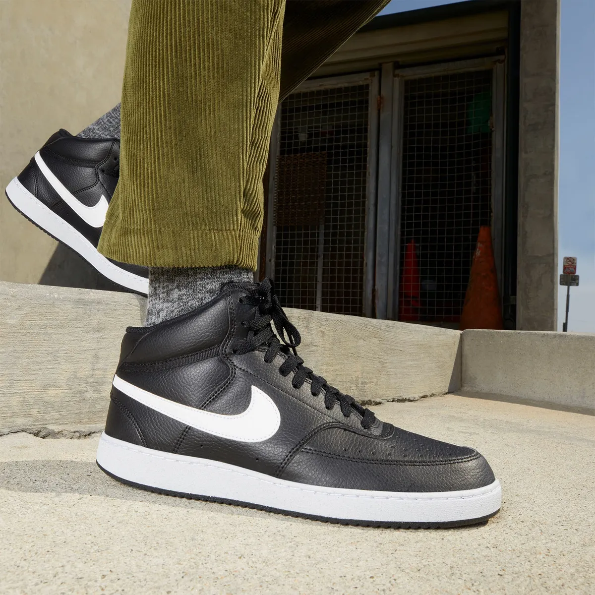 NIKE - Court Vision Mid Zapatilla Urbana Hombre Negro Nike