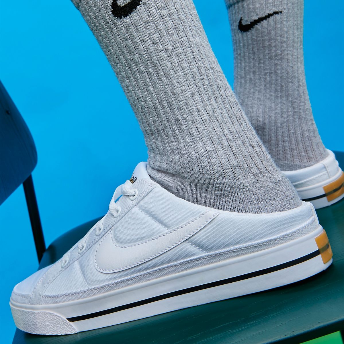 NIKE - Nike Court legacy mule zapatilla urbana mujer blanco