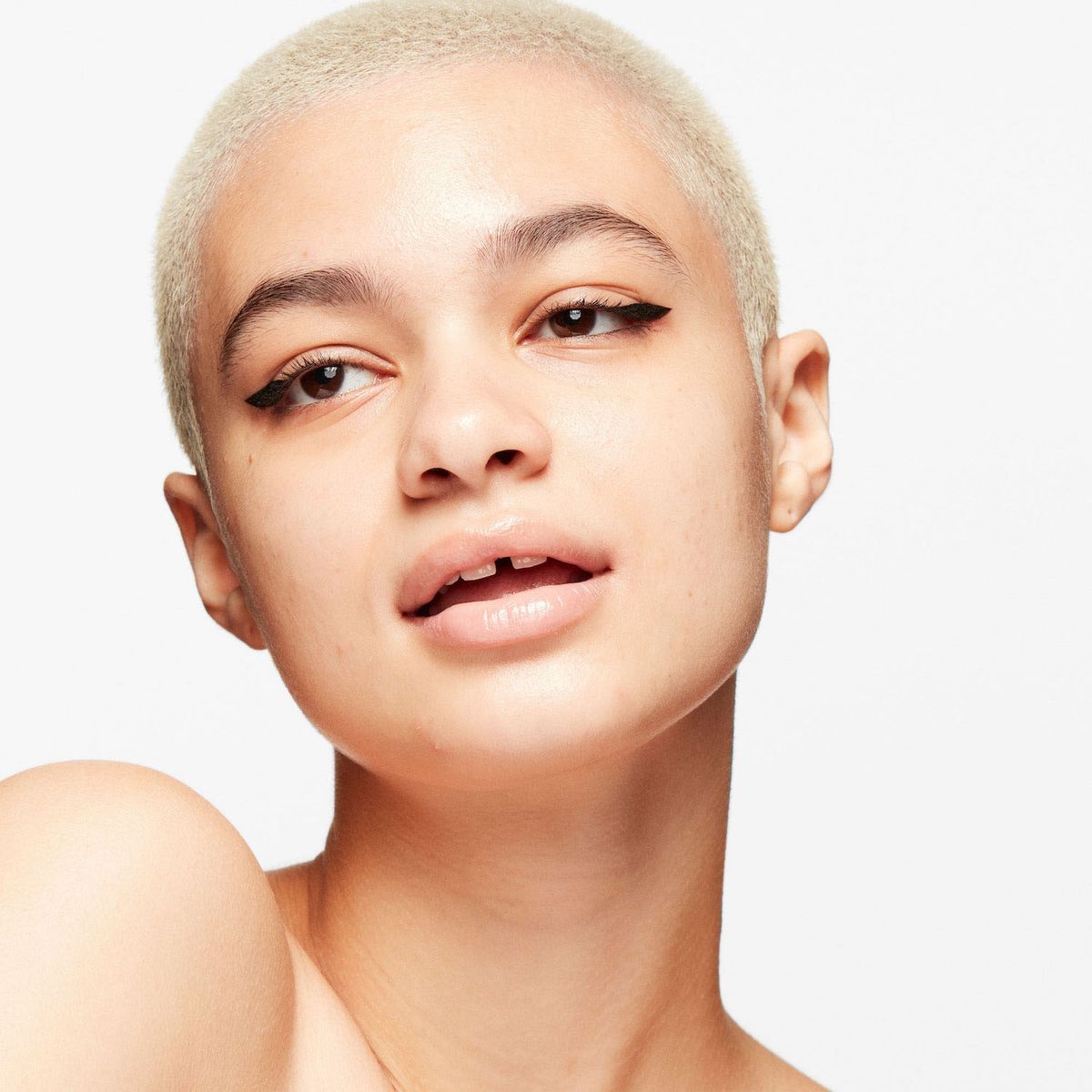 MAC - Tinte M·A·C Strobe Dewy Skin Mac