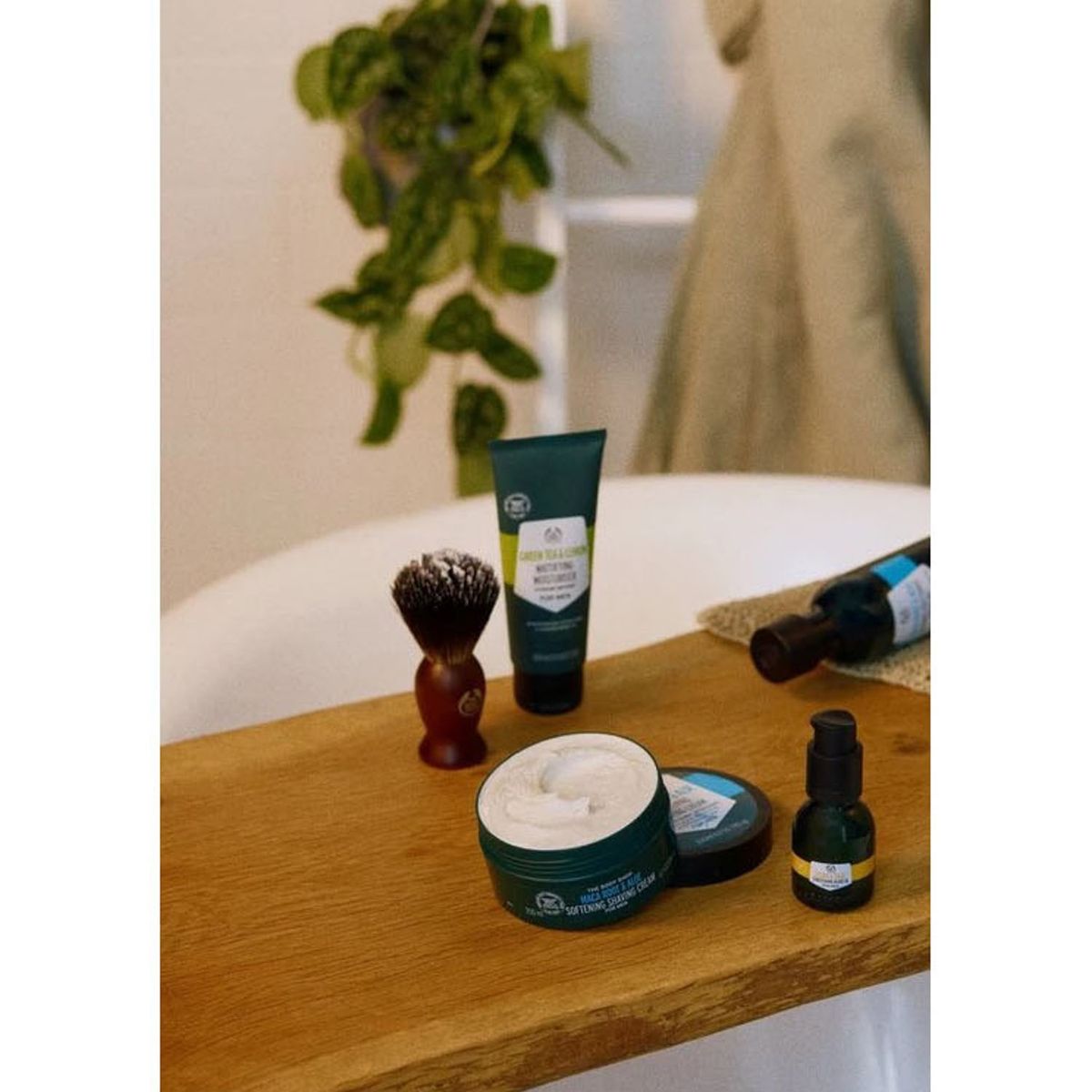 THE BODY SHOP - Aftershave en Gel Maca Root Aloe 160ML The Body Shop