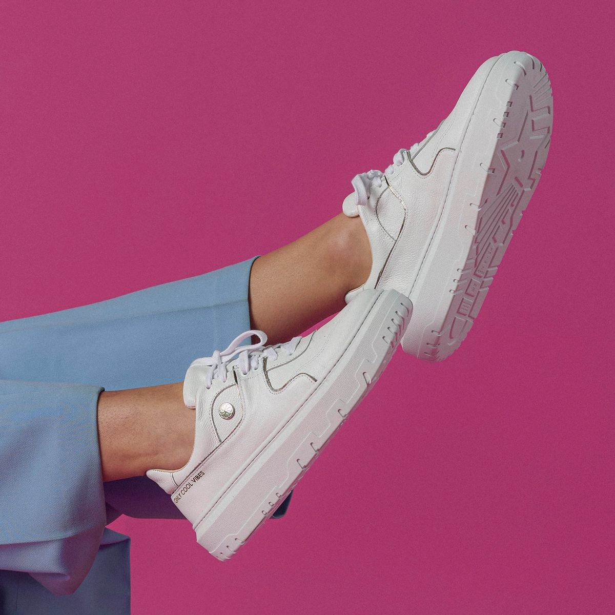 JAVIERA POCH - Zapatilla Urbana Mujer Cuero Blanco Javiera Poch