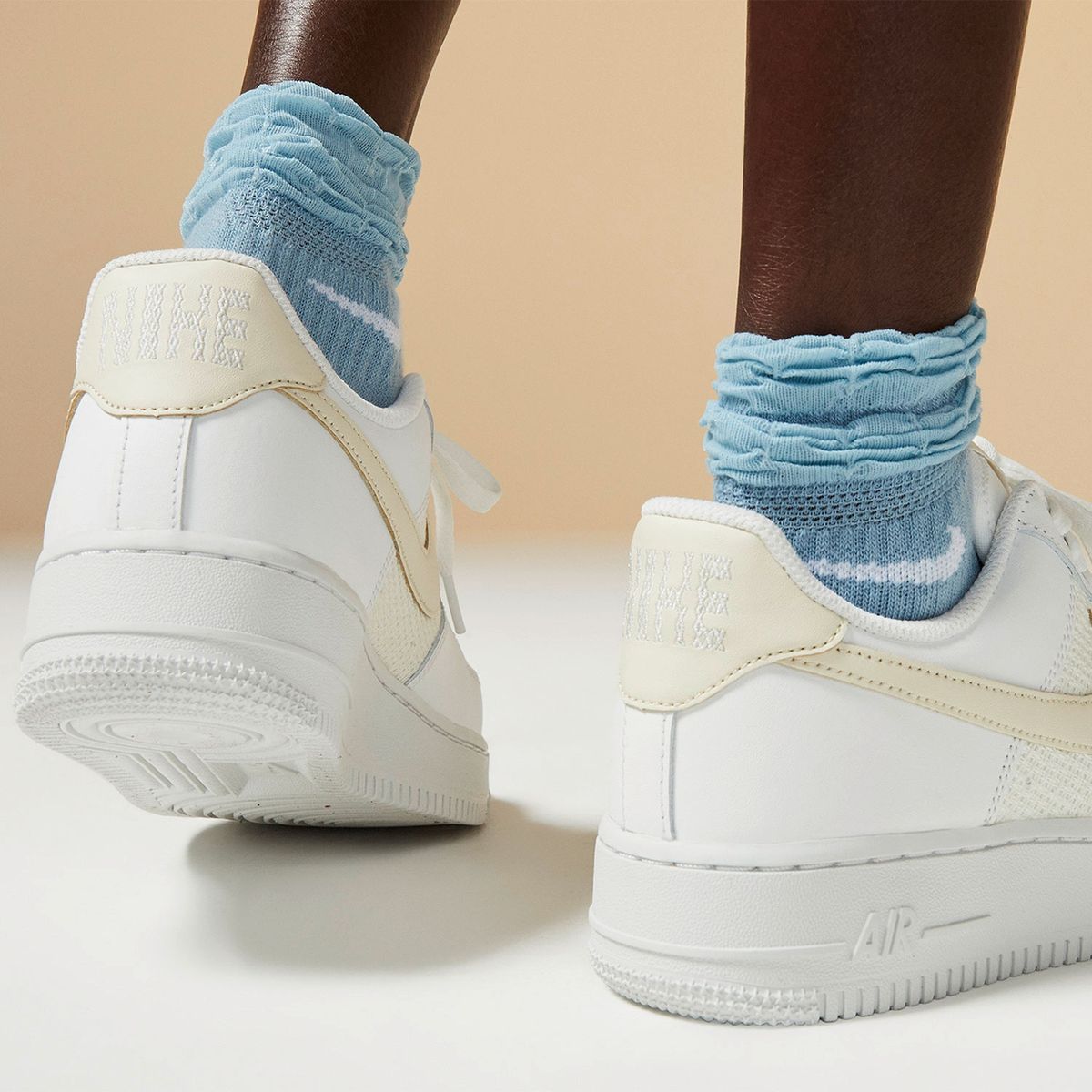 NIKE - Nike Air Force 1 '07 Ess Trnd Zapatilla Urbana Mujer Blanco