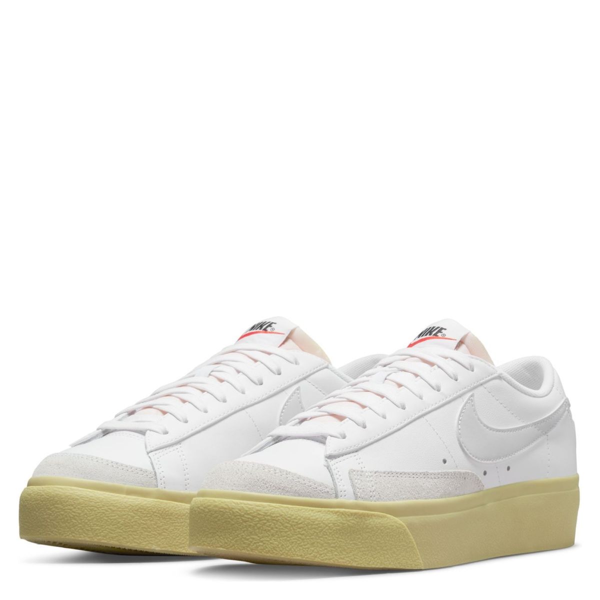 NIKE - W Blazer Low Platform Zapatilla Urbana Mujer Blanco Nike