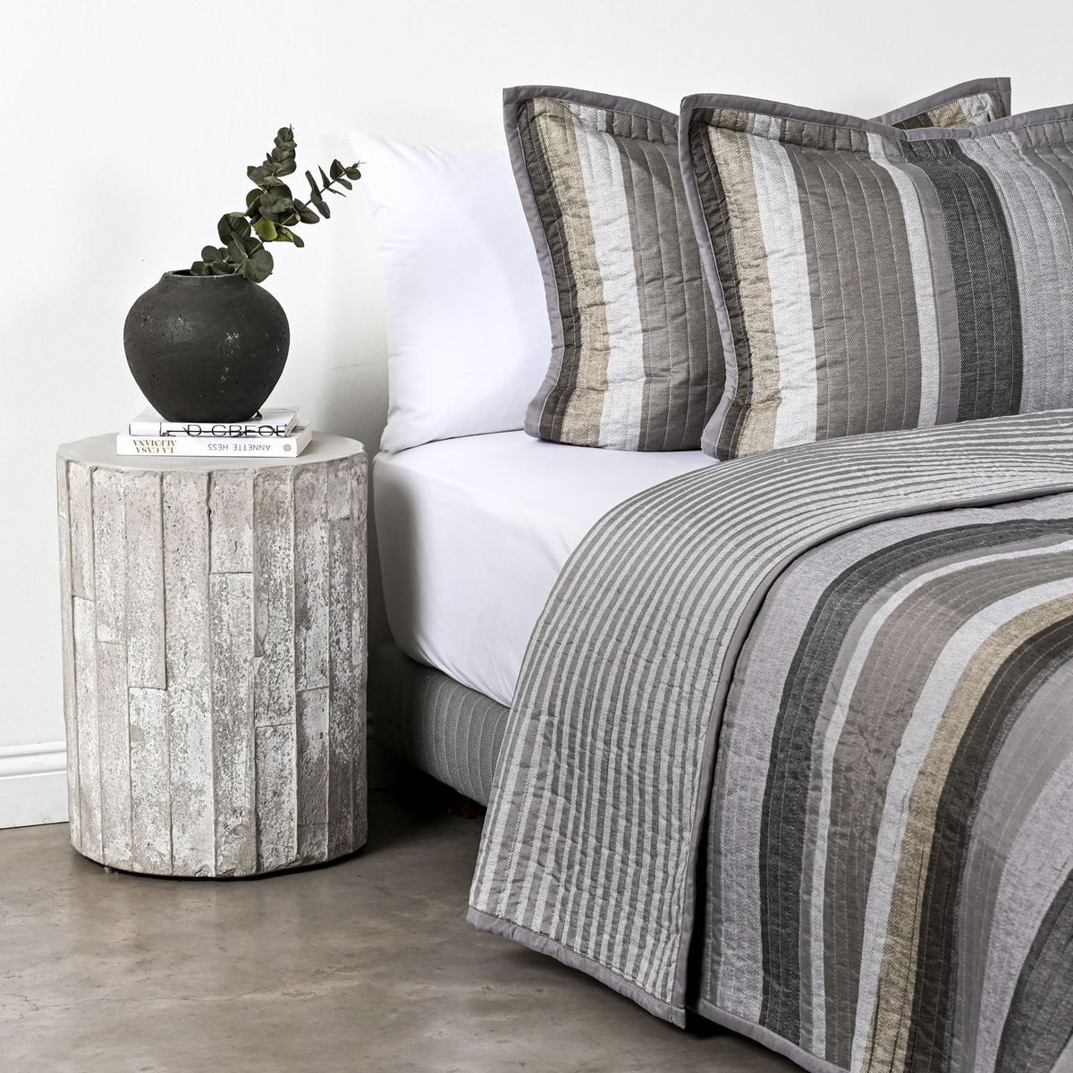 ELEMENTS & CO - Quilt Estampado Linesqu Elements & Co