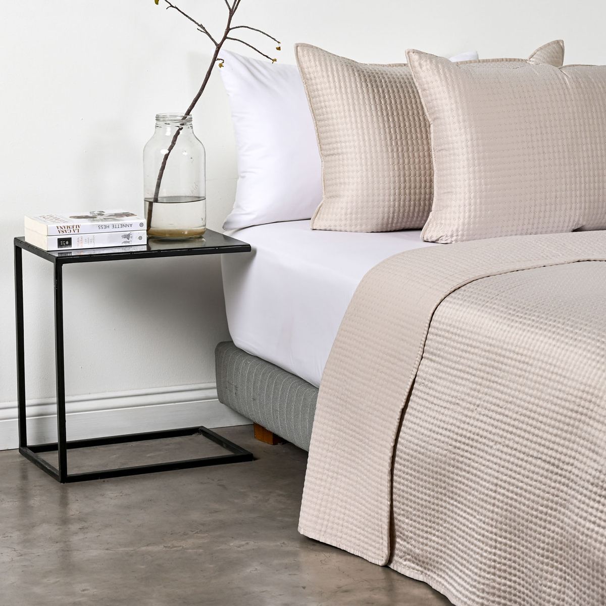 ROYAL SUPREME - Cubrecama Liso Matte Satten Latte Royal Supreme