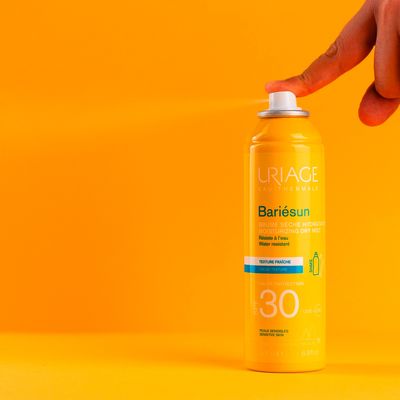 Imagen 2 del producto Protector Solar Bariésun Bruma Seca FPS 30 200 ml de