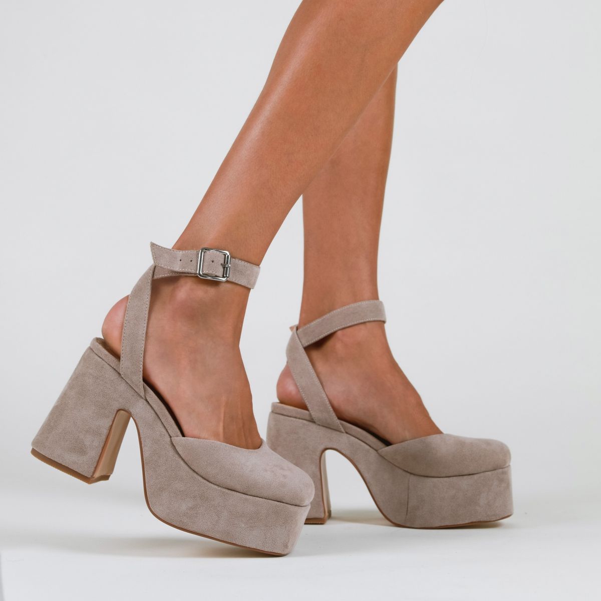 MIM - Sandalia Mujer Beige Mim