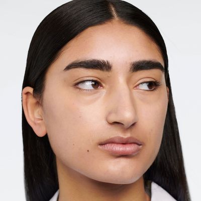 Imagen 2 del producto Crema Facial Hidratante Even Better Prismatic Primer 30 Ml