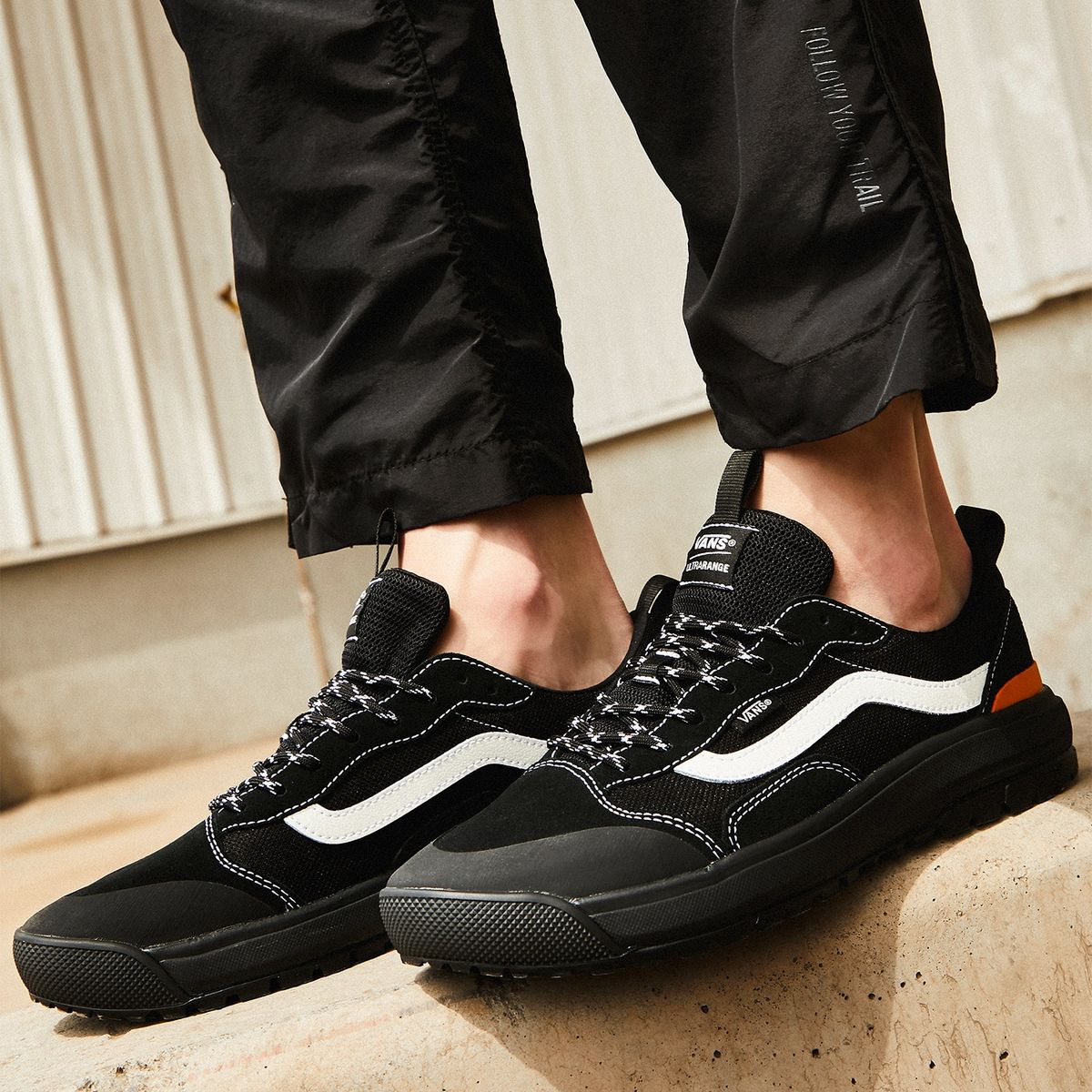 VANS - Ultrarange Exo Zapatilla Urbana Hombre Cuero Negro Vans