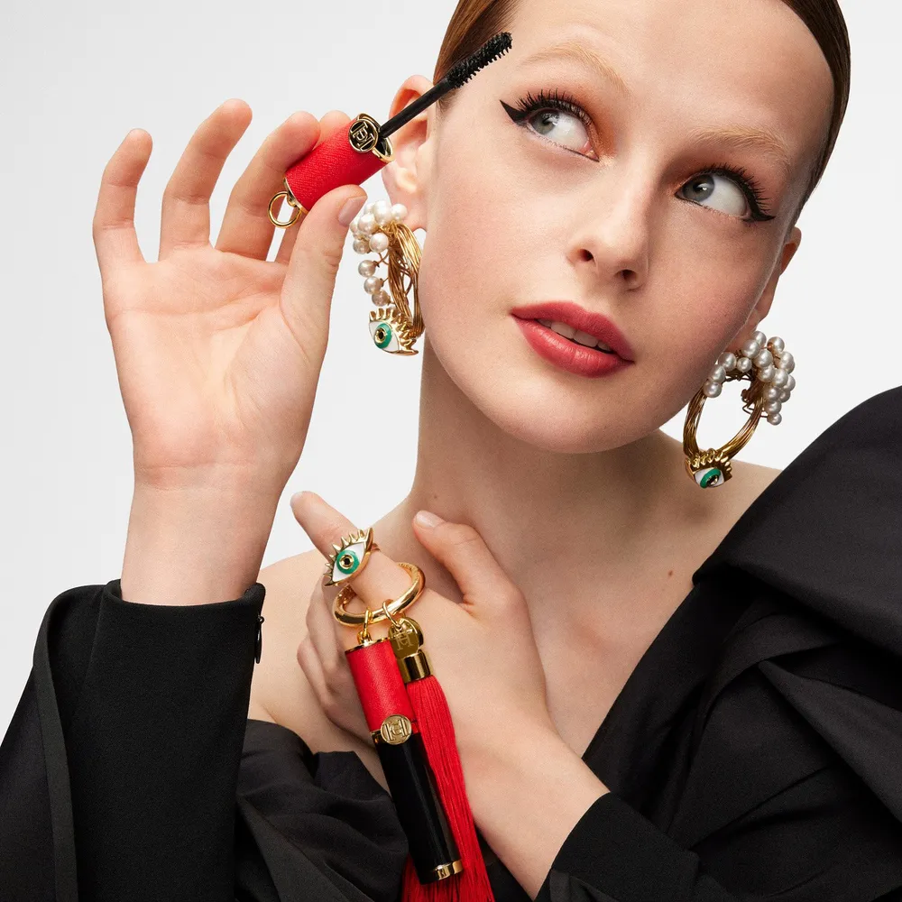 Carolina Herrera Fabulous Eyes Smudgeproof Black, foto 8