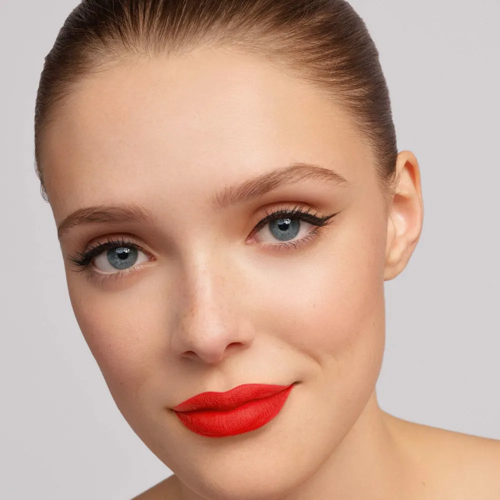 Carolina Herrera Good Girl Liquid Lipstick Velvet 580 Orange Affair, foto 3