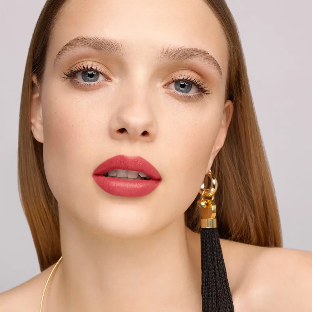 Carolina Herrera Fabulous Kiss Lipstick Blur Matte 772 Slay Nude, foto 5