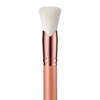 Imagen 2 del producto Brocha M·A·C 143S Bronzer Fan Brush