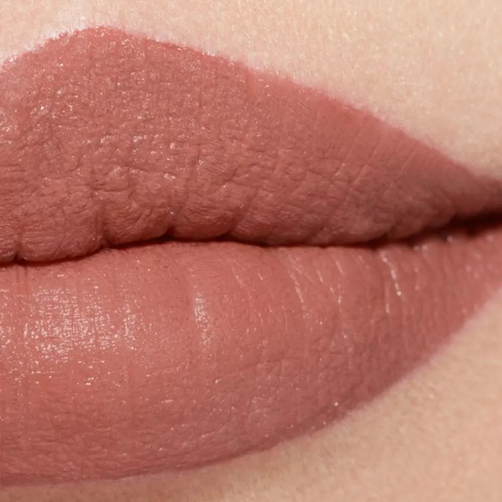 Chanel Rouge Allure Velvet 61 Intuitive, foto 4